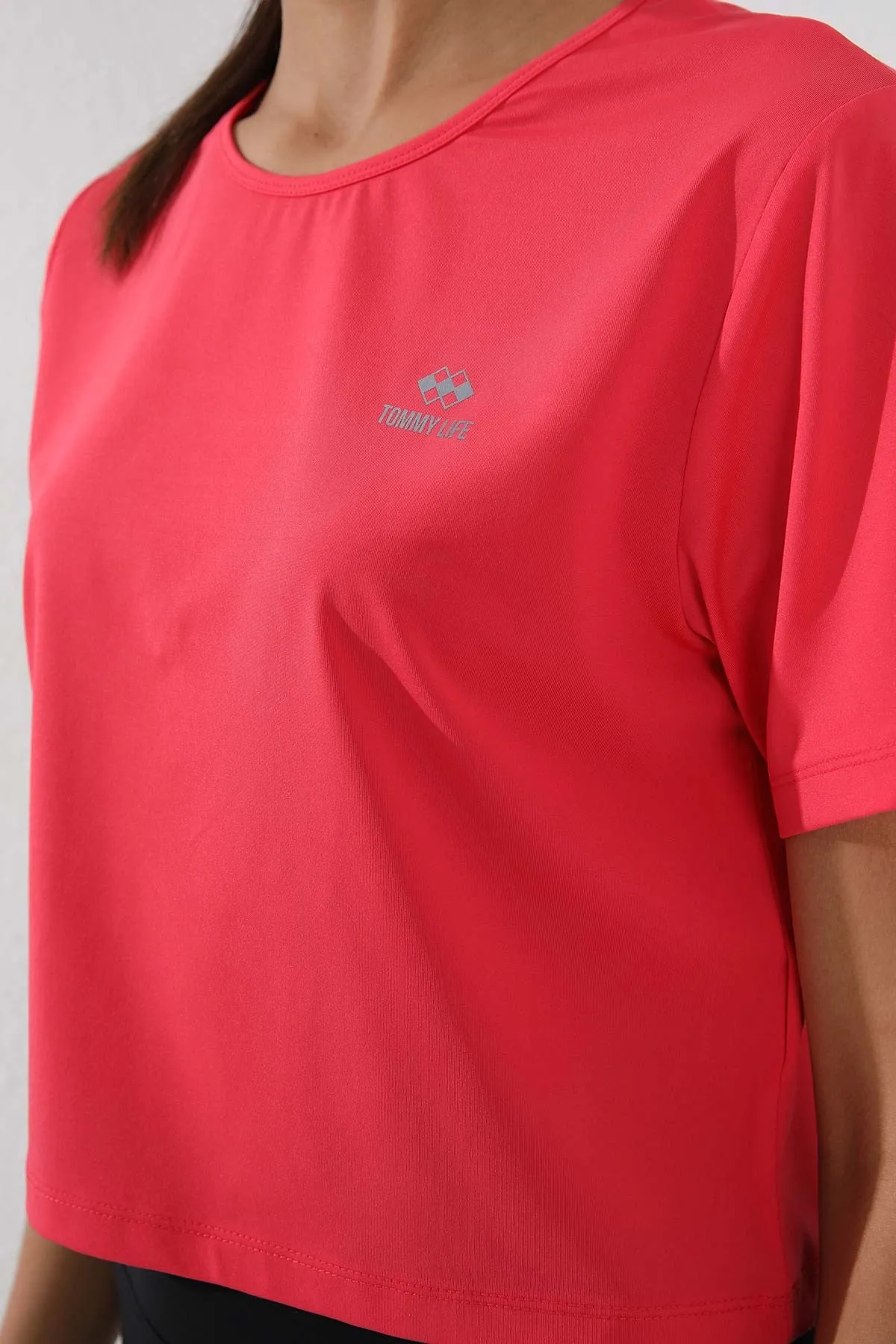 basic kisa kol standart kalip o yaka kadin crop top t-shirt - 97143