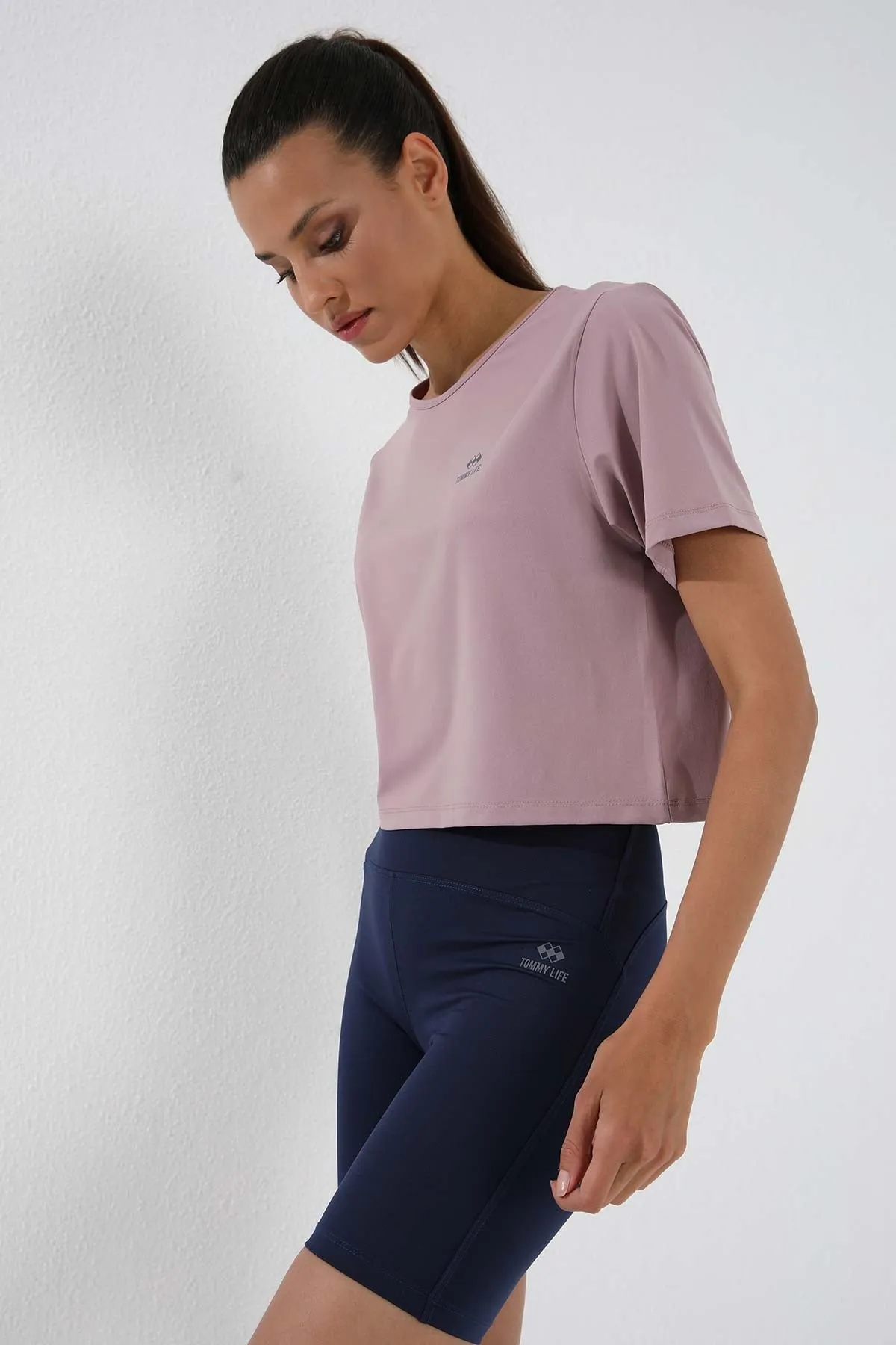 basic kisa kol standart kalip o yaka kadin crop top t-shirt - 97143