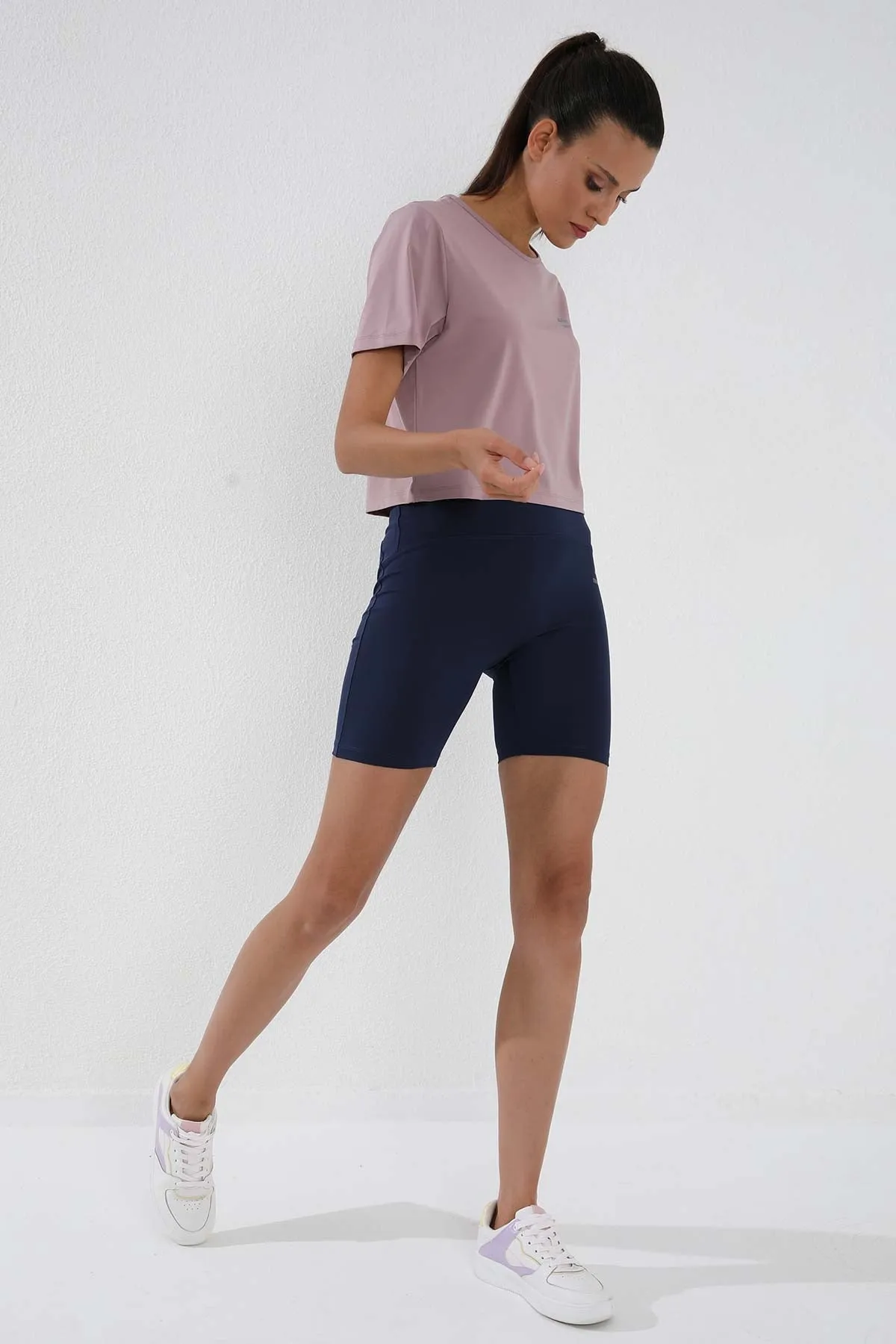 basic kisa kol standart kalip o yaka kadin crop top t-shirt - 97143