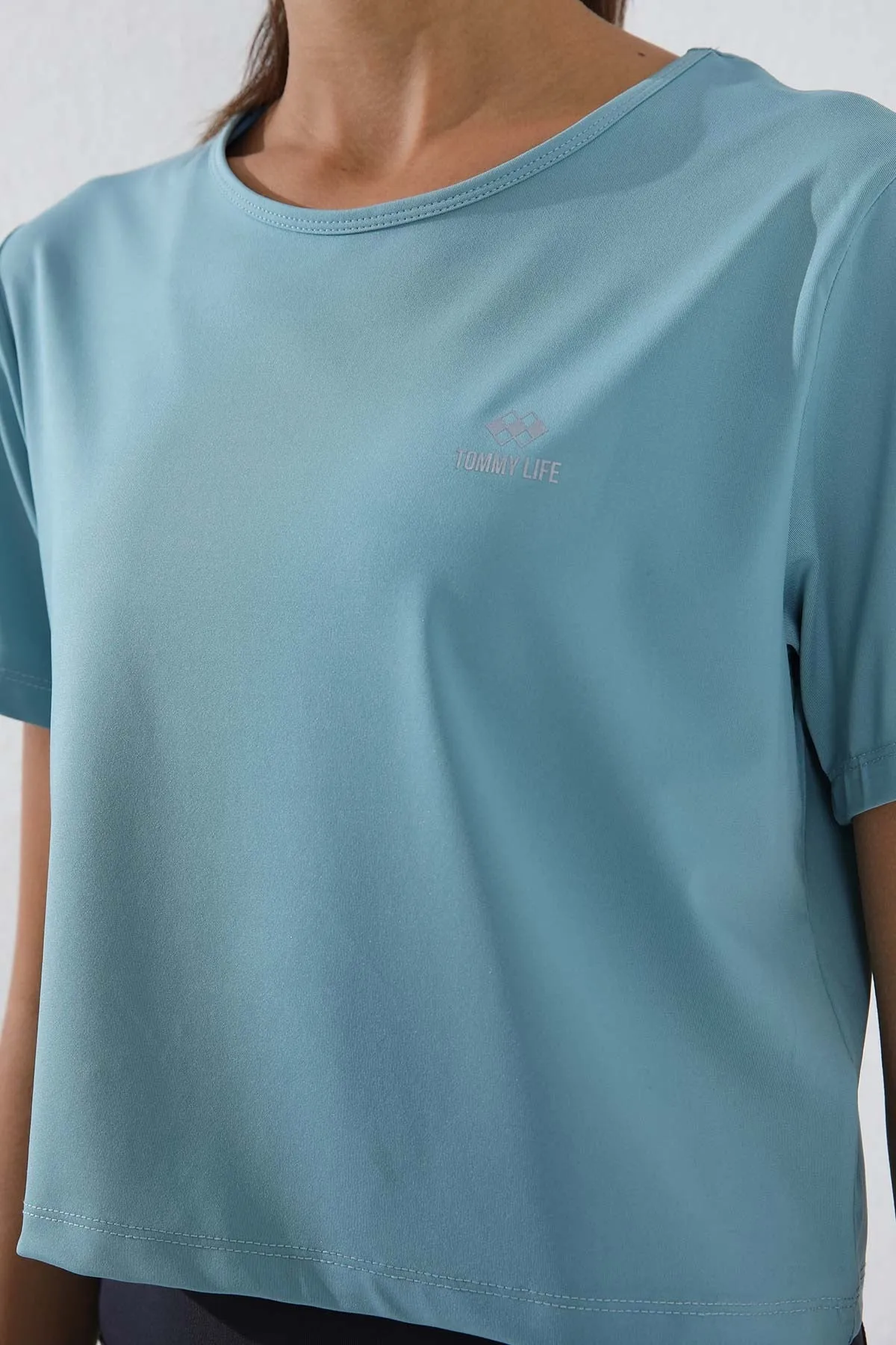 basic kisa kol standart kalip o yaka kadin crop top t-shirt - 97143