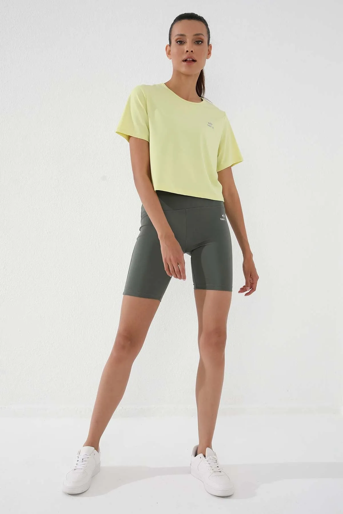 basic kisa kol standart kalip o yaka kadin crop top t-shirt - 97143