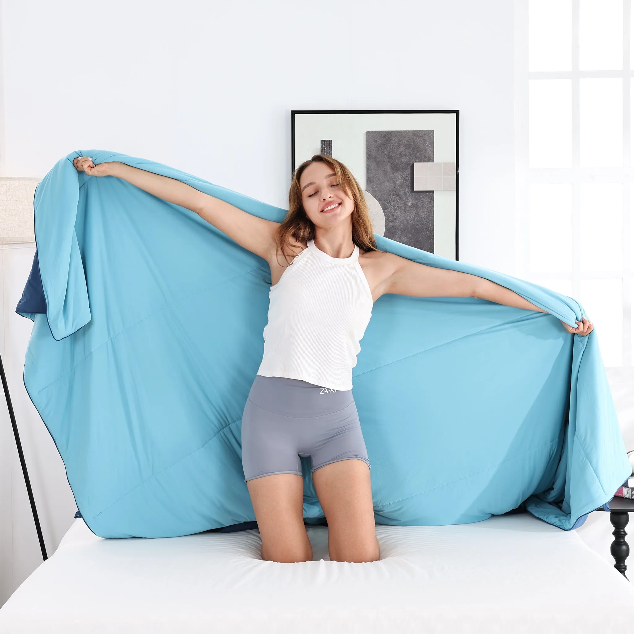 Dual-Sided Cooling Comforter