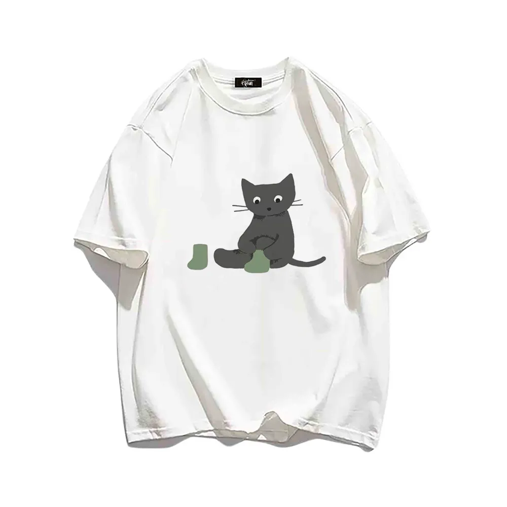 “Kitten cartoon design summer” T-shirt