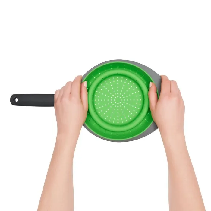 OXO - Silicone Collapsible Strainer